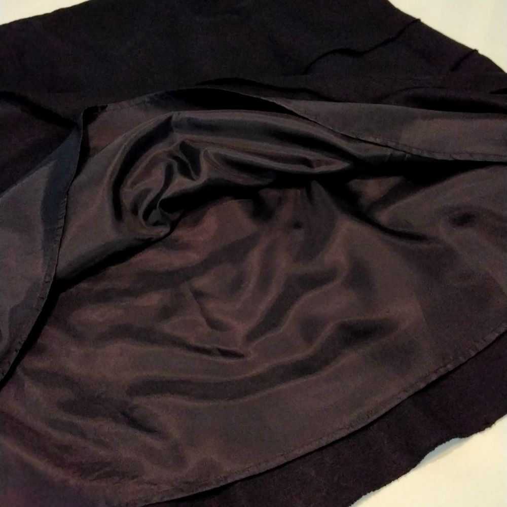Tribal Ladies black tiered linen skirt, size 16 - Picture 5 of 7